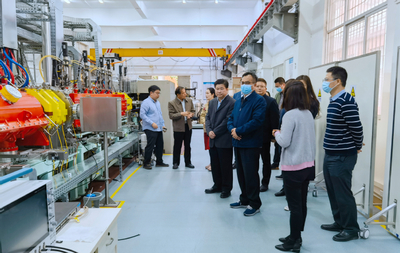 省政府發展研究中心調研組來校調研